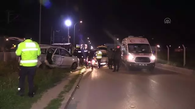 Son dakika... 'Dur' ihtarına uymayan alkollü sürücü kaza yapınca yakalandı Son dakika... 'Dur' ihtarına uymayan alkollü sürücü kaza yapınca yakalandı