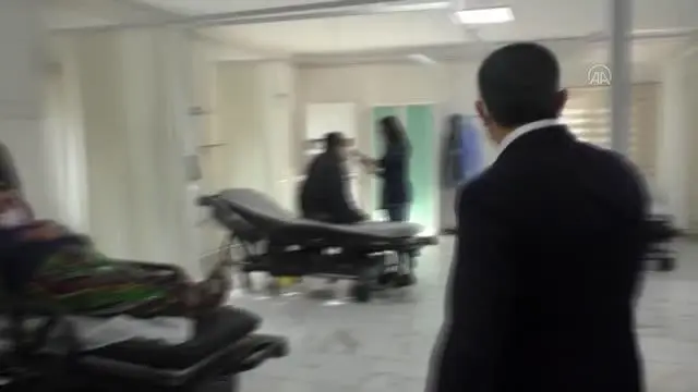 Düzce Valisi Atay sağlık çalışanlarını ziyaret etti Düzce Valisi Atay sağlık çalışanlarını ziyaret etti