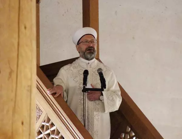 AFYONKARAHİSAR - Diyanet İşleri Başkanı Erbaş ziyaretlerde bulundu AFYONKARAHİSAR - Diyanet İşleri Başkanı Erbaş ziyaretlerde bulundu