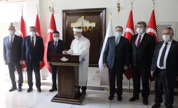 AFYONKARAHİSAR - Diyanet İşleri Başkanı Erbaş ziyaretlerde bulundu AFYONKARAHİSAR - Diyanet İşleri Başkanı Erbaş ziyaretlerde bulundu