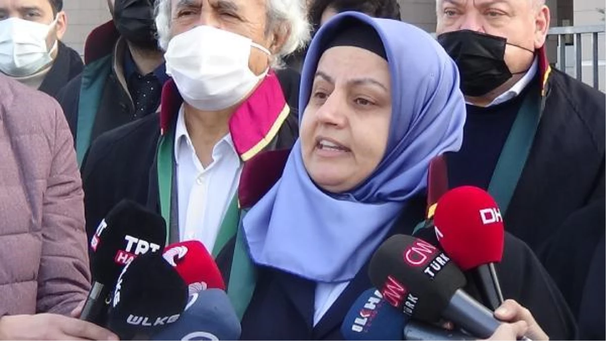 Avukatlardan, 28 Şubat'ın yıl dönümü için İstanbul Adliyesi önünde basın  açıklaması - Haberler