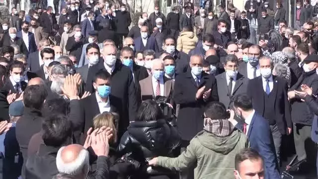 İYİ Parti Genel Başkan Yardımcısı Koray Aydın çiftçilerle buluştu İYİ Parti Genel Başkan Yardımcısı Koray Aydın çiftçilerle buluştu