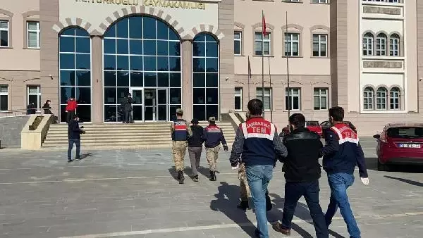 Son dakika haber! Kahramanmaraş'ta DEAŞ operasyonu: 3 gözaltı Son dakika haber! Kahramanmaraş'ta DEAŞ operasyonu: 3 gözaltı