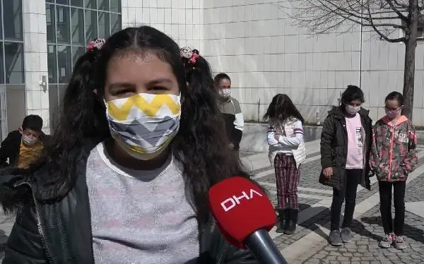 Minikler 'Çok Yaşa Tayyip Dede' şarkısıyla Cumhurbaşkanı Erdoğan'ın doğum gününü kutladı Minikler 'Çok Yaşa Tayyip Dede' şarkısıyla Cumhurbaşkanı Erdoğan'ın doğum gününü kutladı