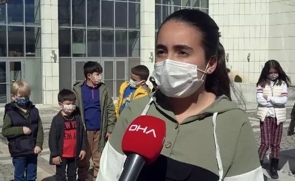 Minikler 'Çok Yaşa Tayyip Dede' şarkısıyla Cumhurbaşkanı Erdoğan'ın doğum gününü kutladı Minikler 'Çok Yaşa Tayyip Dede' şarkısıyla Cumhurbaşkanı Erdoğan'ın doğum gününü kutladı