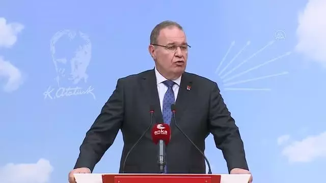 Öztrak: 'Dövizin fiyatı arttıkça faize yüklenecekler' Öztrak: 'Dövizin fiyatı arttıkça faize yüklenecekler'