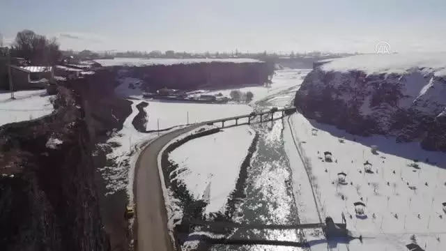 Doğu Anadolu'nun en soğuk kenti: Hava sıcaklığı sıfırın altında 19 derece Doğu Anadolu'nun en soğuk kenti: Hava sıcaklığı sıfırın altında 19 derece