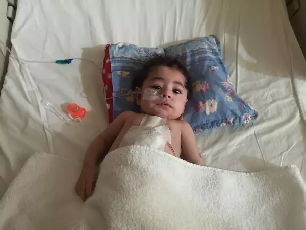 DÜNYADA 33, TÜRKİYE'DE 2'NCİ VAKA... 5 AYLIK IRAKLI BEBEĞİN KALBİNE TÜRK DOKTORDAN ZIRH... DÜNYADA 33, TÜRKİYE'DE 2'NCİ VAKA... 5 AYLIK IRAKLI BEBEĞİN KALBİNE TÜRK DOKTORDAN ZIRH...