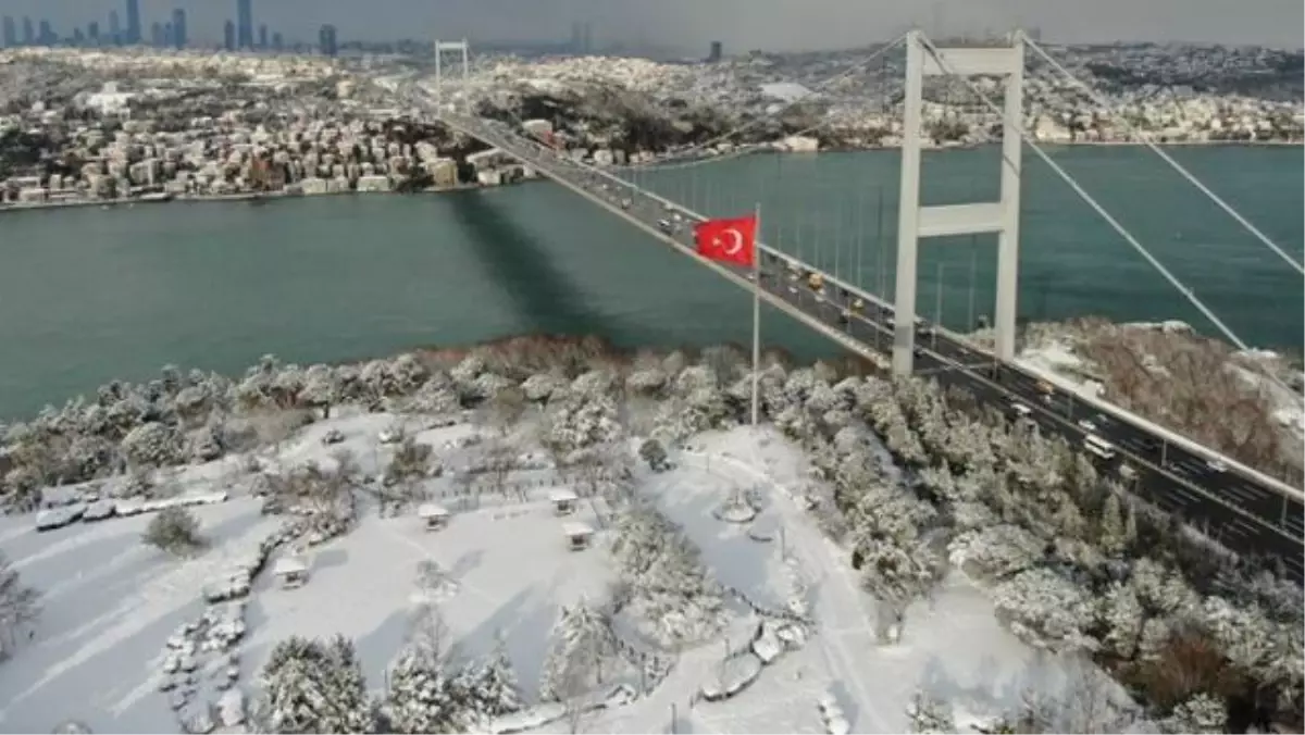 İstanbul Boğazı'nın donacağı iddiası