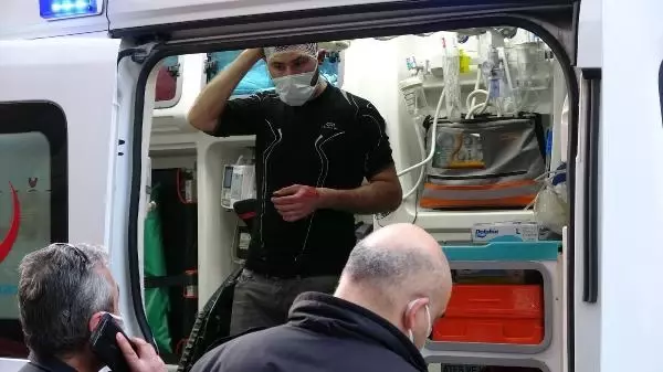 Son dakika haber: Kaza tutanağı tutturmak istedi, 5 kişinin saldırısına uğradı Son dakika haber: Kaza tutanağı tutturmak istedi, 5 kişinin saldırısına uğradı