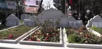 Kayıhan: Son dakika haber | Merhum başbakanlardan Necmettin Erbakan mezarı başında anıldı Kayıhan: Son dakika haber | Merhum başbakanlardan Necmettin Erbakan mezarı başında anıldı