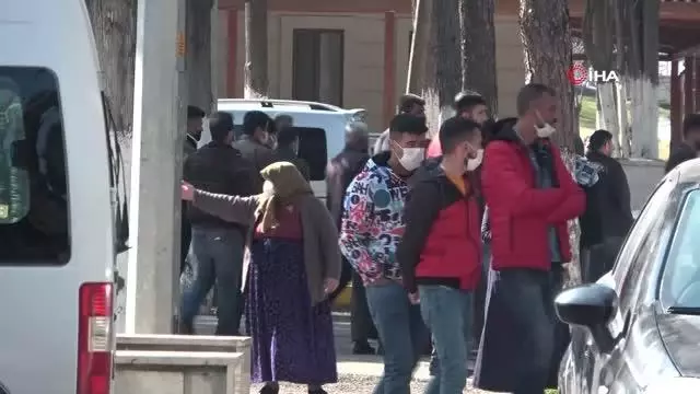 Son dakika! Takla atan araçta yanarak öldü Son dakika! Takla atan araçta yanarak öldü