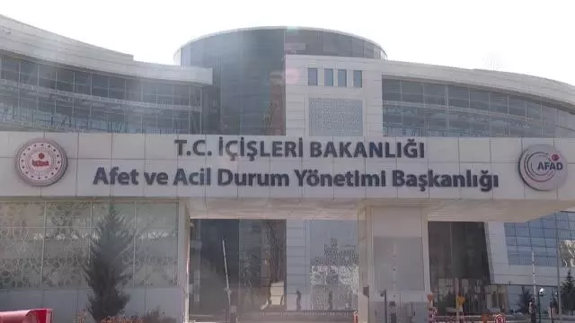 AFAD Başkanvekili Hamza Taşdelen, kurumun afet yönetim modelini anlattı AFAD Başkanvekili Hamza Taşdelen, kurumun afet yönetim modelini anlattı