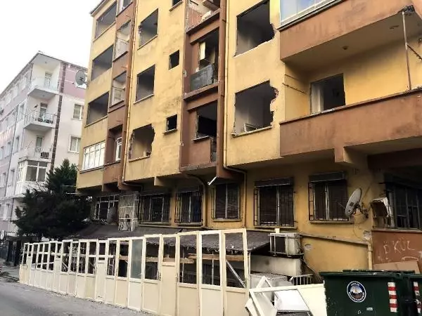 Son Dakika | Avcılar'dan sonra esenler'deki yıkılacak binalara kapılı bariyer Son Dakika | Avcılar'dan sonra esenler'deki yıkılacak binalara kapılı bariyer