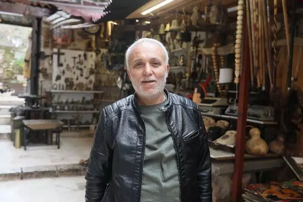 Define sandığındaki madeni paralar koleksiyonerlerin ilgi odağı oldu Define sandığındaki madeni paralar koleksiyonerlerin ilgi odağı oldu