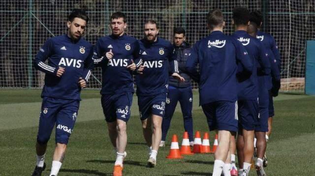 Erol Bulut Caner Erkin crisis in Fenerbahçe! Behind the scenes revealed Erol Bulut Caner Erkin crisis in Fenerbahçe! Behind the scenes revealed