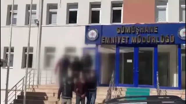 Son dakika haberleri | GÜMÜŞHANE - Uyuşturucu operasyonunda 2 kişi tutuklandı Son dakika haberleri | GÜMÜŞHANE - Uyuşturucu operasyonunda 2 kişi tutuklandı
