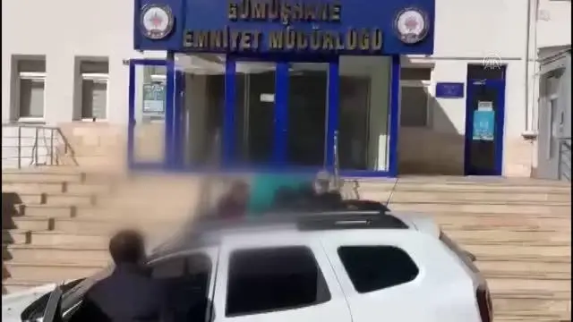 Son dakika haberleri | GÜMÜŞHANE - Uyuşturucu operasyonunda 2 kişi tutuklandı Son dakika haberleri | GÜMÜŞHANE - Uyuşturucu operasyonunda 2 kişi tutuklandı
