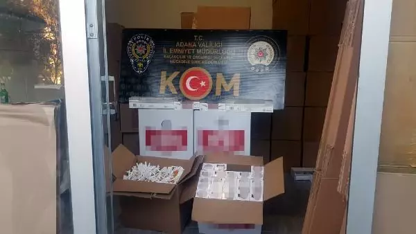 Son dakika: Kaçak tütün ve makaron operasyonunda 4 şüpheli yakalandı Son dakika: Kaçak tütün ve makaron operasyonunda 4 şüpheli yakalandı