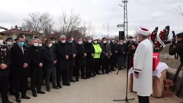 Son dakika haber... KASTAMONU - Diyarbakır'da trafik kazasında hayatını kaybeden asker defnedildi Son dakika haber... KASTAMONU - Diyarbakır'da trafik kazasında hayatını kaybeden asker defnedildi
