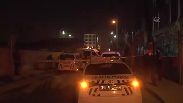 Son dakika! Kaza yapan motosikletin sürücüsü 800 metre ileride ölü bulundu Son dakika! Kaza yapan motosikletin sürücüsü 800 metre ileride ölü bulundu