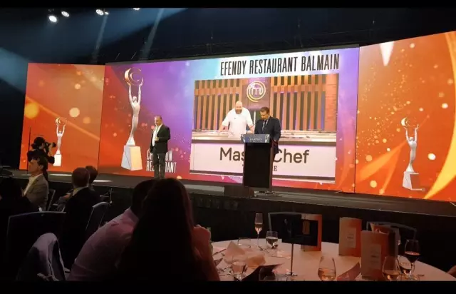 Masterchef jüri üyesi Şef Somer Sivrioğlu'nun restoranına büyük ödül Masterchef jüri üyesi Şef Somer Sivrioğlu'nun restoranına büyük ödül