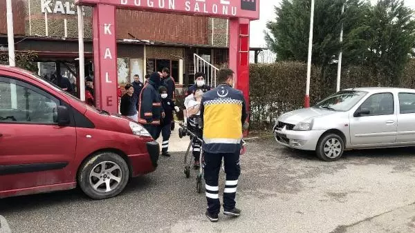 Yangını söndürmek isterken dumandan etkilendi Yangını söndürmek isterken dumandan etkilendi