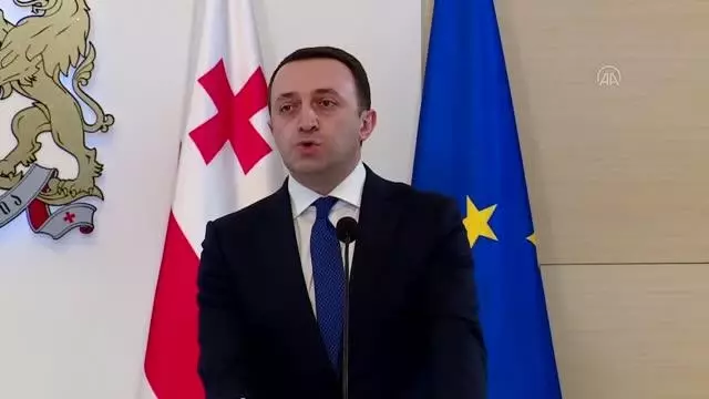 AB Konseyi Başkanı Charles Michel: 'AB, Gürcistan'ın toprak bütünlüğünü destekliyor' AB Konseyi Başkanı Charles Michel: 'AB, Gürcistan'ın toprak bütünlüğünü destekliyor'