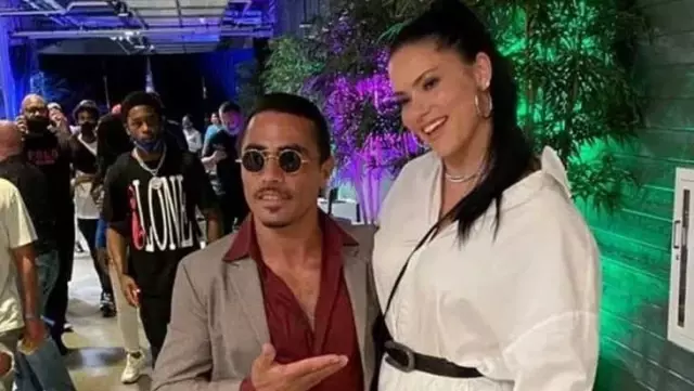Adriana Lima ve Nusret Gökçe aynı karede! Aralarındaki boy farkı dikkat çekti Adriana Lima ve Nusret Gökçe aynı karede! Aralarındaki boy farkı dikkat çekti