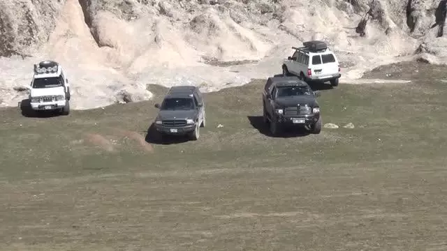 AFYONKARAHİSAR - Off-road tutkunları, Frigya'yı gezdi AFYONKARAHİSAR - Off-road tutkunları, Frigya'yı gezdi