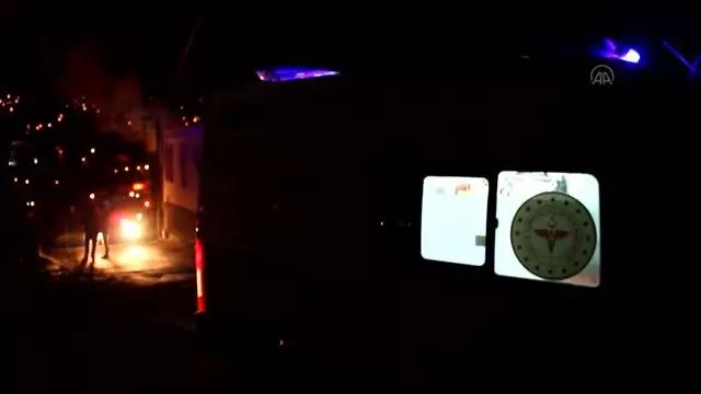Son dakika: Alkol alıp evini ateşe veren kişi gözaltına alındı Son dakika: Alkol alıp evini ateşe veren kişi gözaltına alındı