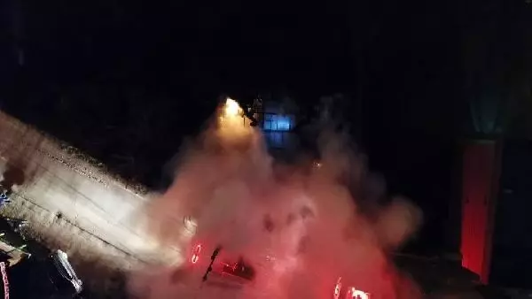 Son dakika! Bursa'da alevler geceyi aydınlattı Son dakika! Bursa'da alevler geceyi aydınlattı