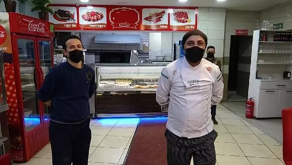 Son dakika haberi... Cumhurbaşkanının açıklamalarını halayla kutladılar Son dakika haberi... Cumhurbaşkanının açıklamalarını halayla kutladılar