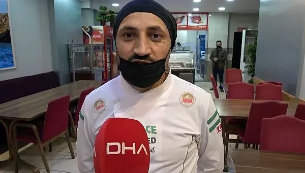 Son dakika haberi... Cumhurbaşkanının açıklamalarını halayla kutladılar Son dakika haberi... Cumhurbaşkanının açıklamalarını halayla kutladılar