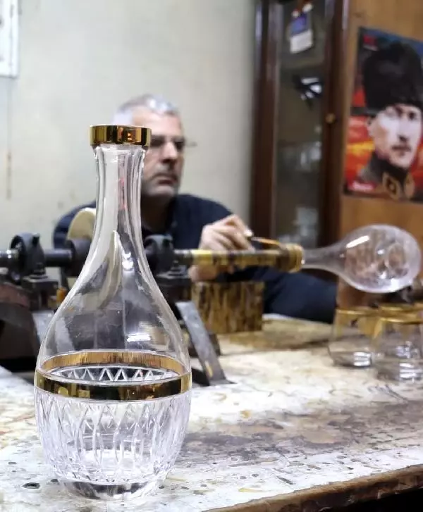 Dekoratif cam bardaklara talep arttı Dekoratif cam bardaklara talep arttı