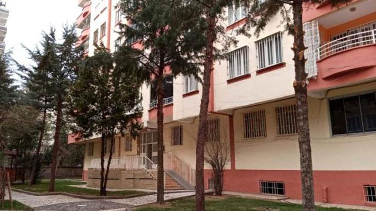 Diyarbakır'da 11 yaşındaki kızın şüpheli ölümü! Cansız bedeni elbise dolabına asılı halde bulundu