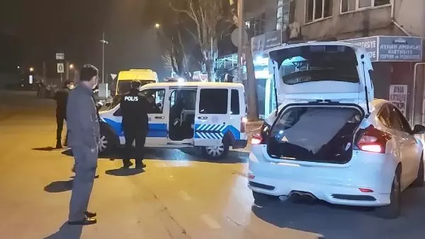 'Dur' ihtarına uymadı, patlak lastikle 2 kilometre kaçtı; Bekçileri hasım sandım 'Dur' ihtarına uymadı, patlak lastikle 2 kilometre kaçtı; Bekçileri hasım sandım