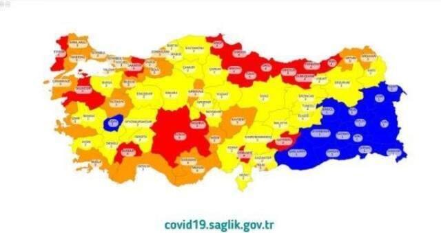Düşük Riskli iller grubunda olan şehirler hangileri? Kırmızı, turuncu, sarı, mavi renkler hangi anlama geliyor? İstanbul hangi risk grubundadır? Düşük Riskli iller grubunda olan şehirler hangileri? Kırmızı, turuncu, sarı, mavi renkler hangi anlama geliyor? İstanbul hangi risk grubundadır?