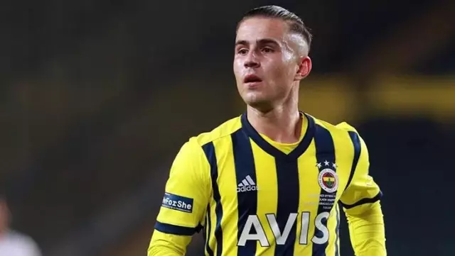 Fenerbahçe's Greek star Dimitrios Pelkas was sued by Rubin Kazan