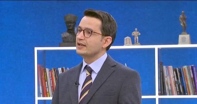 FOX konuğu Dr. Mutlay Sayan kimdir, kaç yaşında? Dr. Mutlay Sayan hayatı ve biyografisi! FOX konuğu Dr. Mutlay Sayan kimdir, kaç yaşında? Dr. Mutlay Sayan hayatı ve biyografisi!