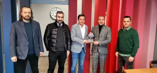 Hacıkerimoğlu TSYD Trabzon Şubesi'ni ziyaret etti Hacıkerimoğlu TSYD Trabzon Şubesi'ni ziyaret etti