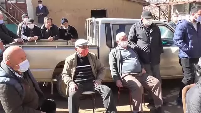 Hüyük'te, çilek üreticilerine 'malç örtülü çilek yetiştiriciliği' desteği Hüyük'te, çilek üreticilerine 'malç örtülü çilek yetiştiriciliği' desteği