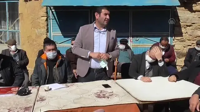 Hüyük'te, çilek üreticilerine 'malç örtülü çilek yetiştiriciliği' desteği Hüyük'te, çilek üreticilerine 'malç örtülü çilek yetiştiriciliği' desteği