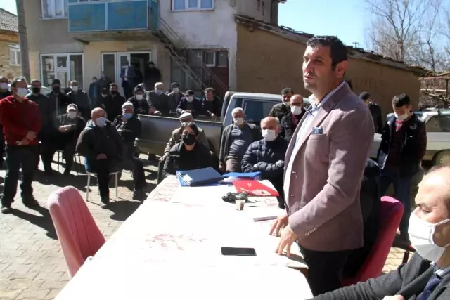 Hüyük'te, çilek üreticilerine 'malç örtülü çilek yetiştiriciliği' desteği Hüyük'te, çilek üreticilerine 'malç örtülü çilek yetiştiriciliği' desteği