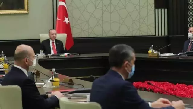 Kabine toplantısında alınan tüm kararlar nelerdir? 1 Mart kabine toplantısı kararları açıklandı mı? Cumhurbaşkanı Erdoğan'ın açıklamaları neler? Kabine toplantısında alınan tüm kararlar nelerdir? 1 Mart kabine toplantısı kararları açıklandı mı? Cumhurbaşkanı Erdoğan'ın açıklamaları neler?