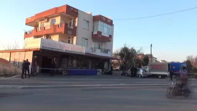 Son dakika... Psikolojik tedavi gördüğü ileri sürülen bir kişi, annesini bıçakla öldürdü Son dakika... Psikolojik tedavi gördüğü ileri sürülen bir kişi, annesini bıçakla öldürdü