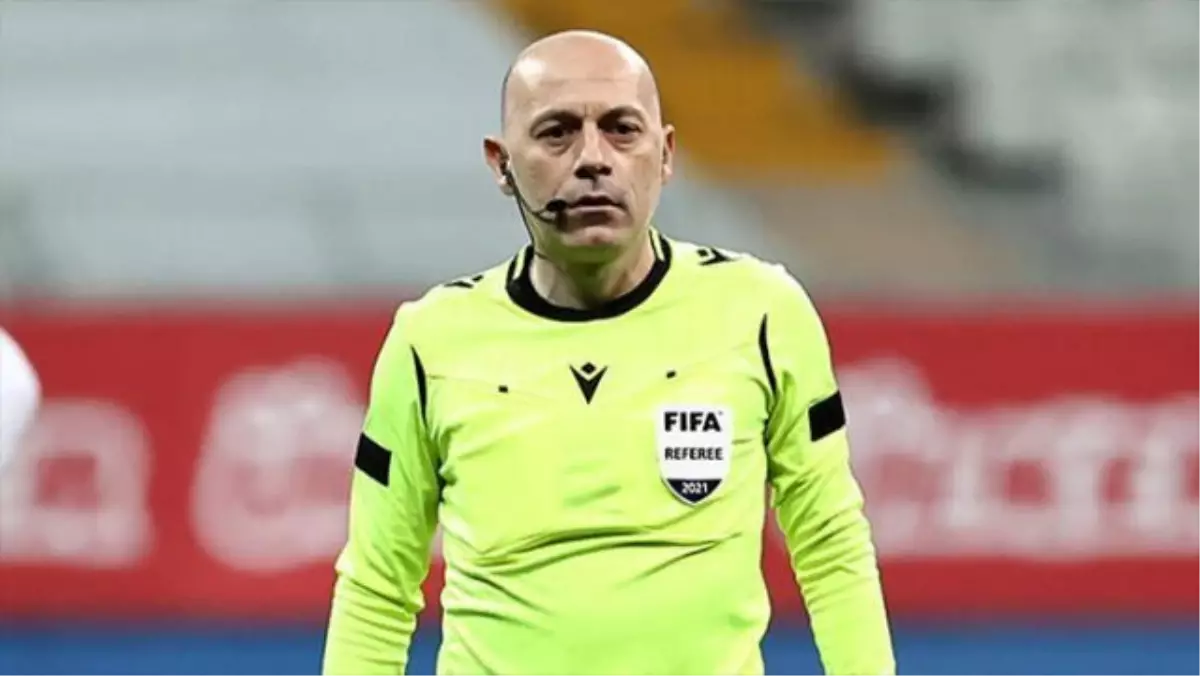 Süper Toto Süper Lig'in 28. haftasında görev alacak hakemler açıklandı! Yaşar Kemal Uğurlu ve Cüneyt Çakır'a görev verilmedi