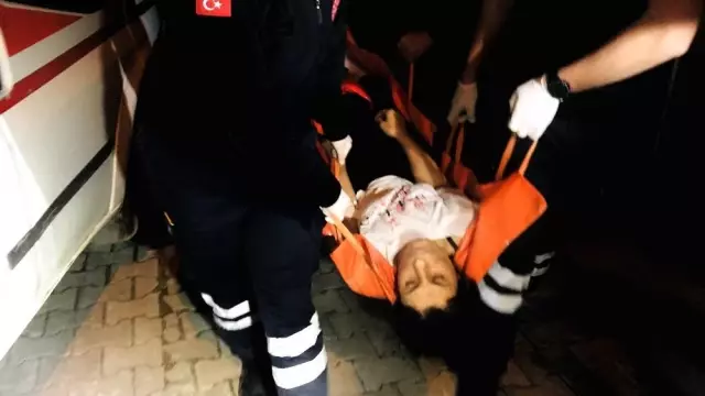 'Telefonla çok oynuyorsun' diyerek sevgilisini pompalı tüfekle vurdu 'Telefonla çok oynuyorsun' diyerek sevgilisini pompalı tüfekle vurdu