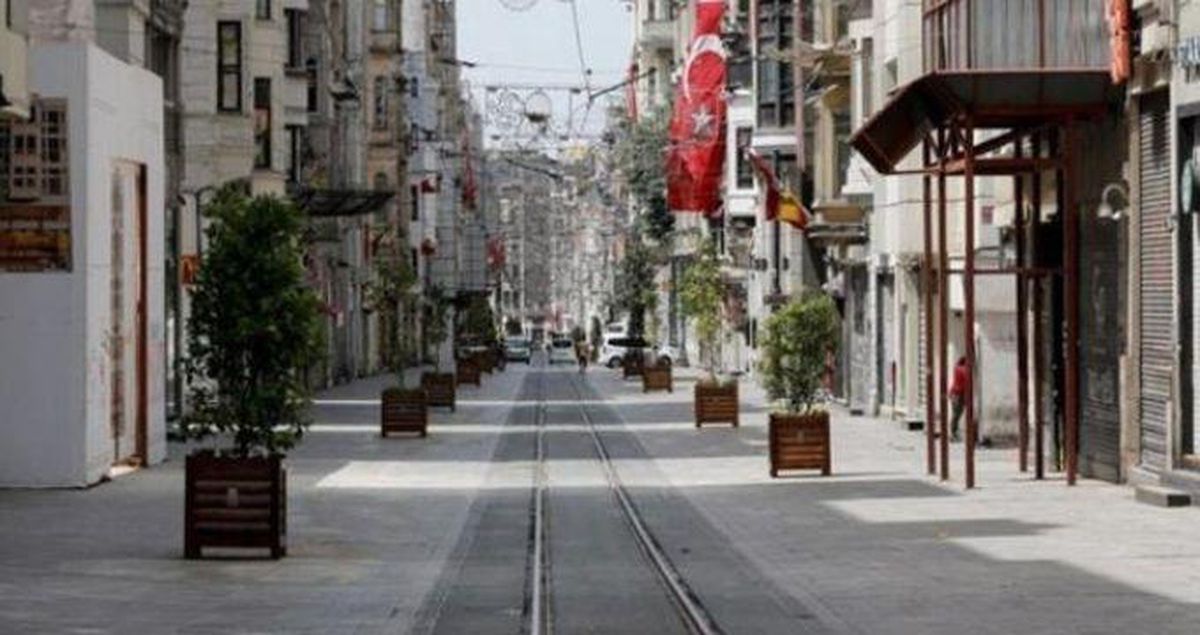 Akşam yasakları kalktı mı? Hafta içi sokağa çıkma yasağı var mı, kalktı mı? Hafta içi sokağa çıkma yasağı var mı?