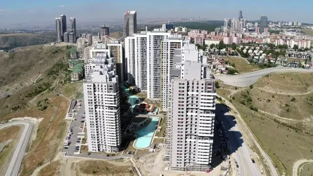 Ankara Büyükşehir Belediyesi'nin satışa çıkardığı konutlara yoğun ilgi Ankara Büyükşehir Belediyesi'nin satışa çıkardığı konutlara yoğun ilgi